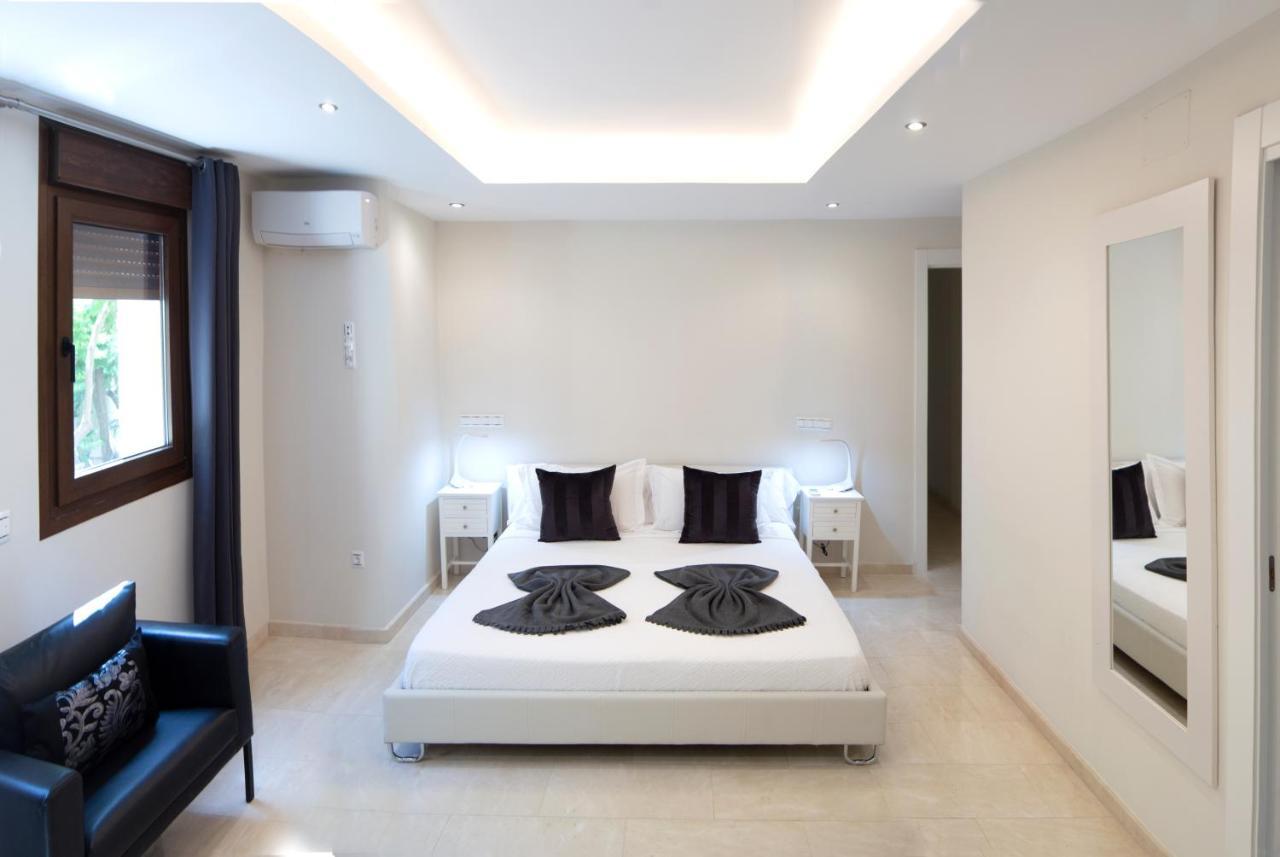 Edificio Ramiro Apartment Marbella Bagian luar foto