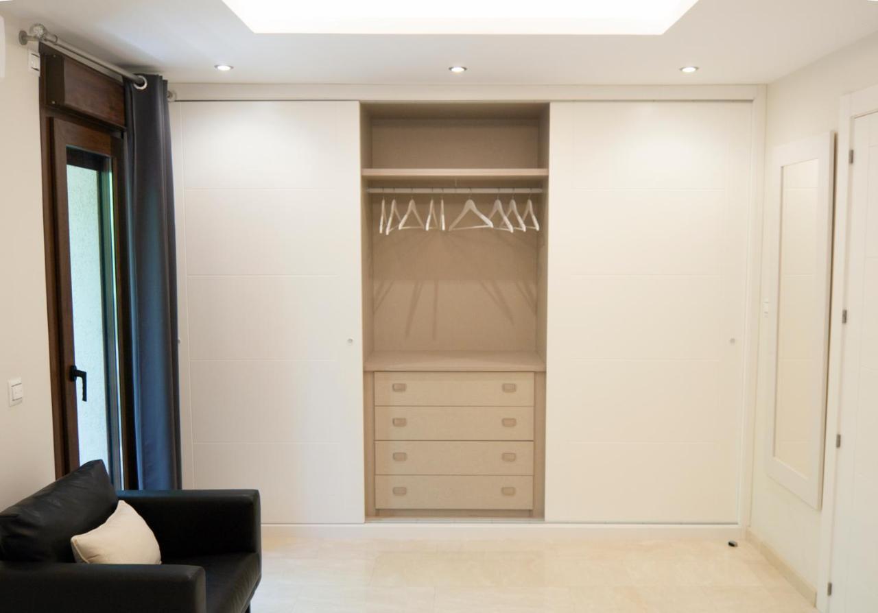 Edificio Ramiro Apartment Marbella Bagian luar foto