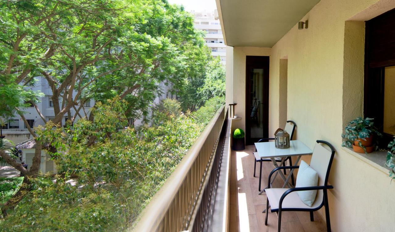 Edificio Ramiro Apartment Marbella Bagian luar foto